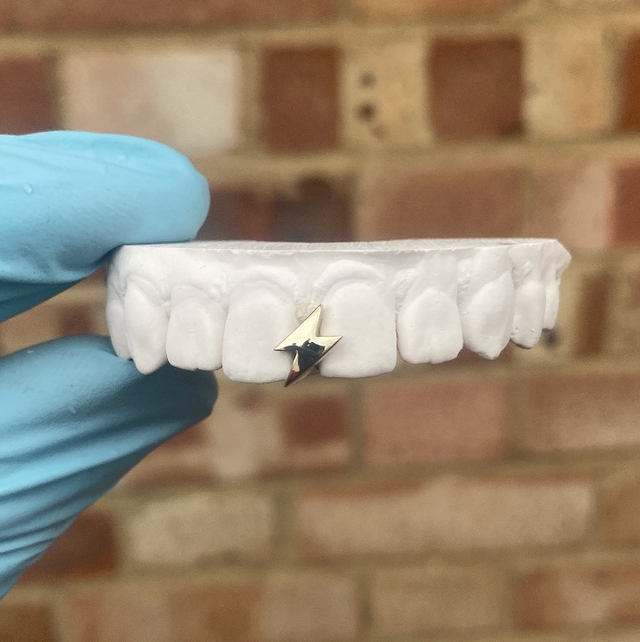 Gap Filler - Lighting Bolt